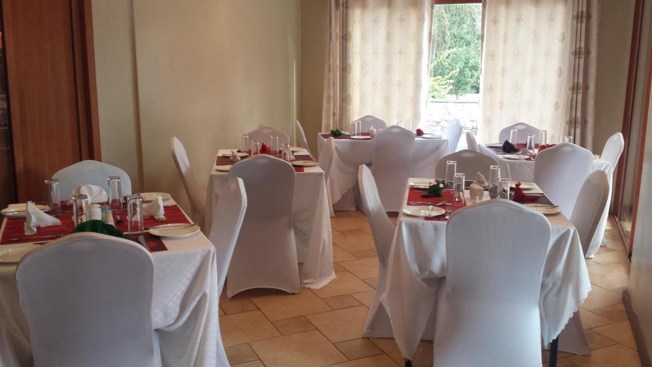 Zenith Lodge Lusaka Esterno foto
